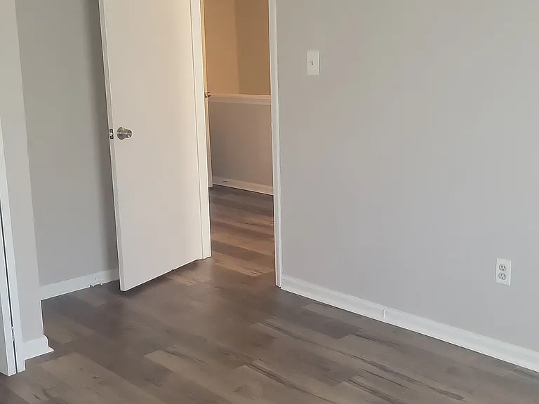 12 Andrew Ct — Photo 13