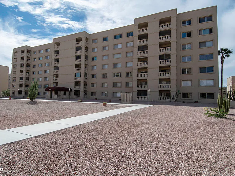 7950 E Camelback Rd #203 — Photo 19