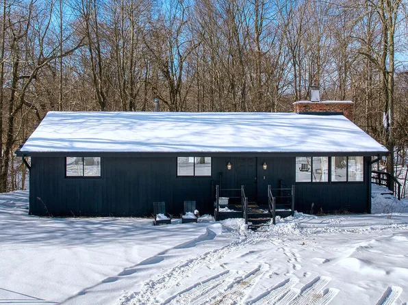 988 Blue Star Hwy, South Haven, MI 49090