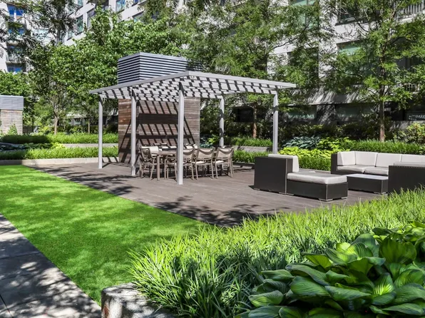 1277 East 14th Street image 3 of 32