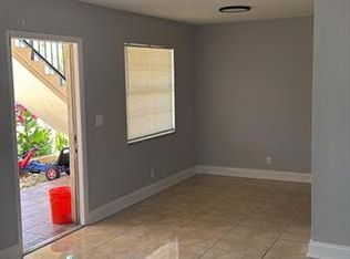 1025 S L St APT 4, Lake Worth, FL 33460