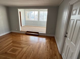 321 High St #2W, Fall River, MA 02720