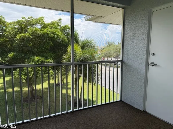 8424 Bernwood Cove Loop APT 1510, Fort Myers, FL 33966