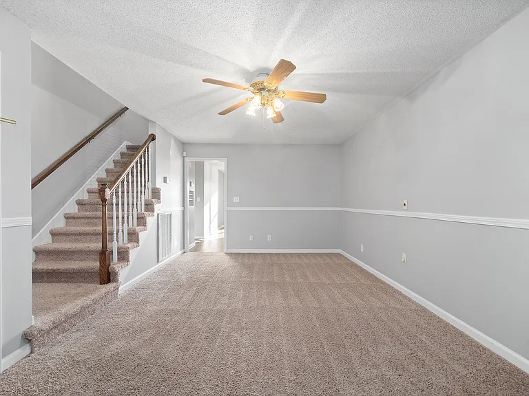 3737 Heather Dr — Photo 18