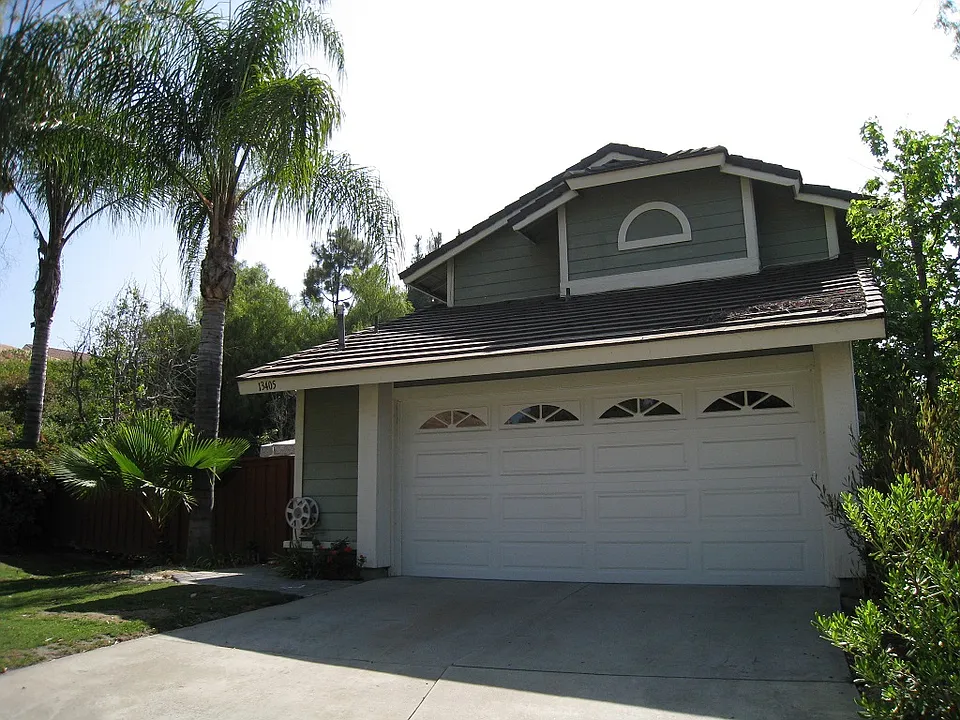 13405 Redstone Ct