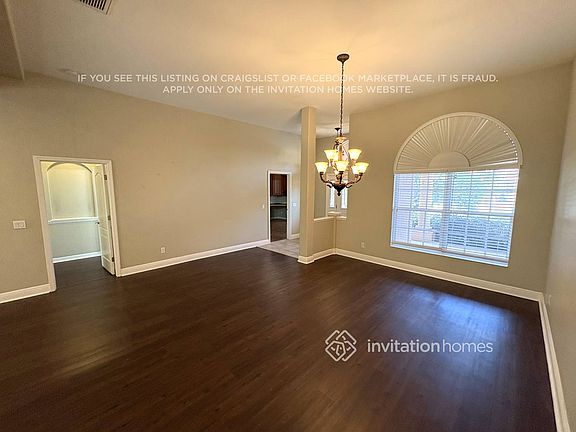 3rd image of 13075 Peregrin Cir