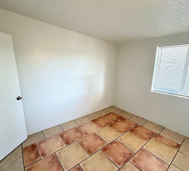 2630 N 14th Ave #1 — Photo 20