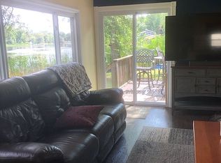 8845 Riverside Dr, Brighton, MI 48116