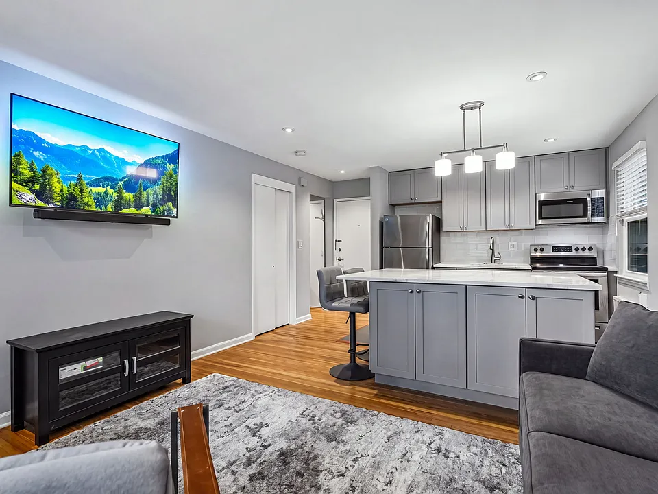 300 Wilson Rd #22B