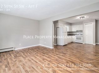 42 50th St SW APT F, Wyoming, MI 49548