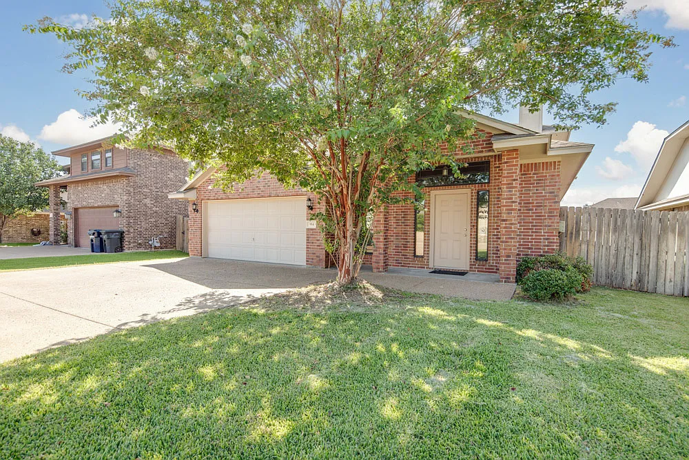 4 bed, 2567 sqft, $2,550 — Photo 3