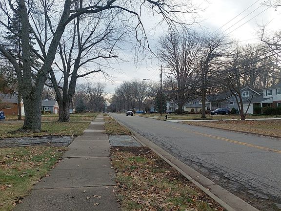 5th image of 30310 Ashton Ln