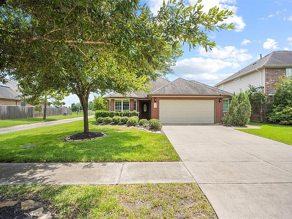 2nd image of 21446 Kirsten Falls Dr