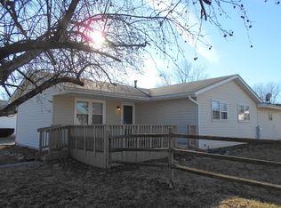 1245 Peacock Ln, Bradley, IL 60915