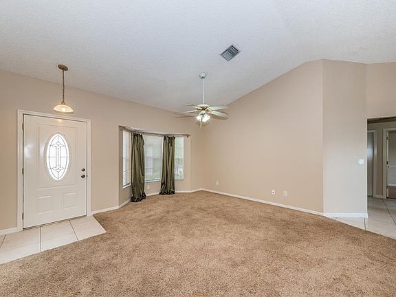 5th image of 1422 Loman Ct