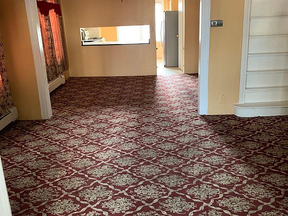 3rd image of 9314 124th St