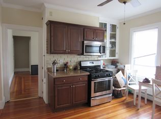 102 Oakland Ave #1, Providence, RI 02908