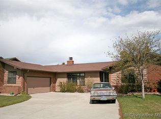 7001 Hawthorne Dr, Cheyenne, WY 82009