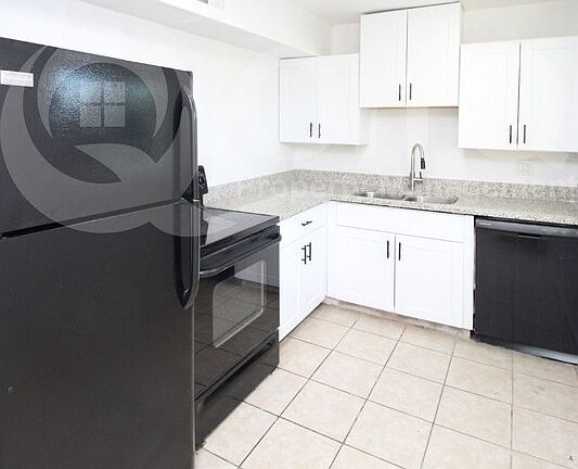 3rd image of 609 S Bellview Unit A