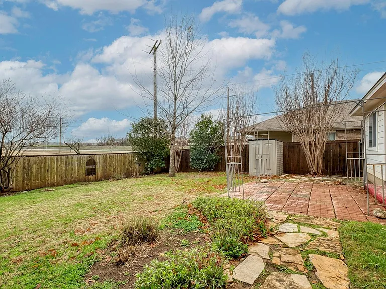 104 Pinnacle Dr — Photo 22