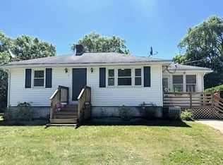 14 Mercier St, Dracut, MA 01826