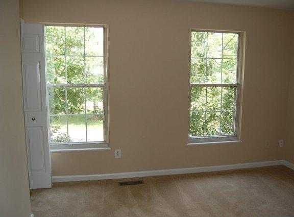3rd image of 6112 Jenlar Dr