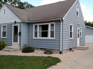 137 Thayer Ave, Mankato, MN 56001