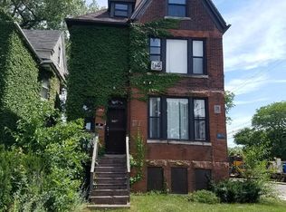 2701 E 75th St, Chicago, IL 60649