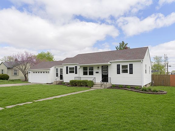 3rd image of 227 E Ulen Dr
