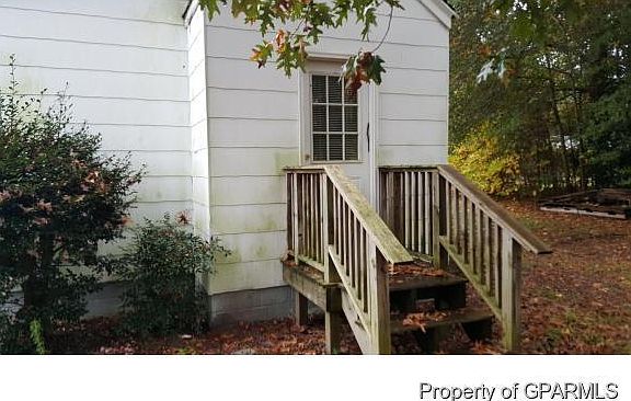 2nd image of 1006A Brownlea Drive