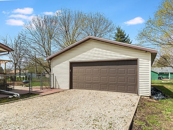 5th image of 1828 Dolly Ct