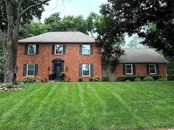 500 Avila Cir, Kansas City, MO 64114