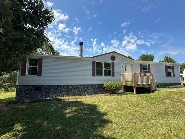 106 Crappie Dr, Williamston, SC 29697