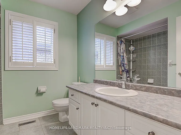 48 Kaitlin Dr — Photo 9