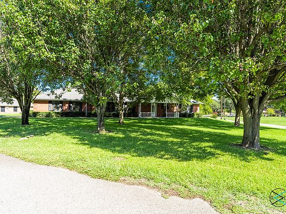 3rd image of 5 Starview Dr