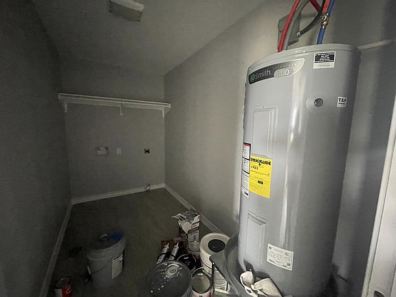 4th image of 712 Big Leaf Dr
