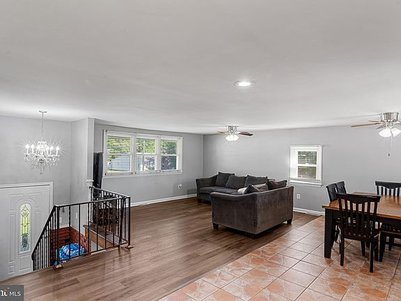 4th image of 17849 Curtis Dr