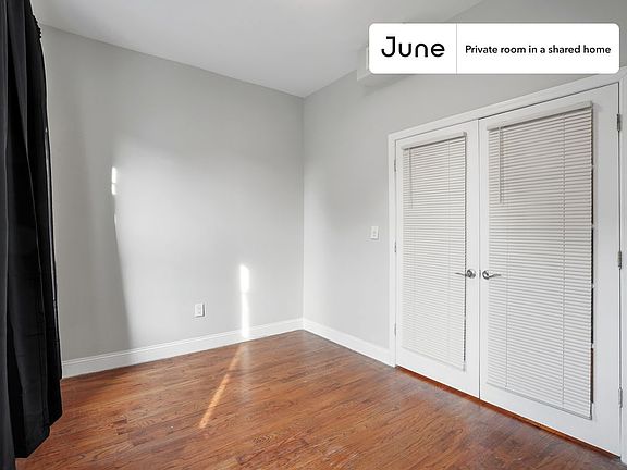 3rd image of 89 Kingston Ave #2R-A