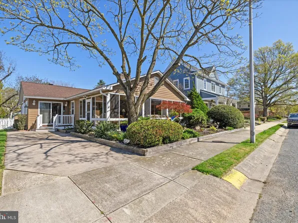 209 Country Club Dr, Rehoboth Beach, DE 19971