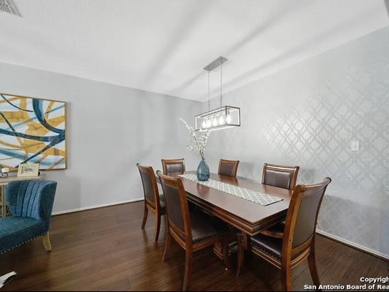10415 Shire Country — Photo 18