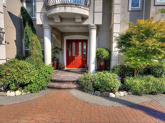 5th image of 3313 9th Avenue Ct NW