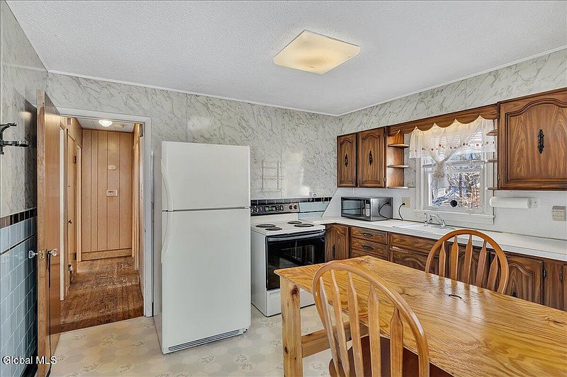 2nd image of 26 Shirley Drive