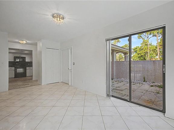 5th image of 908 Augusta Blvd #A-907
