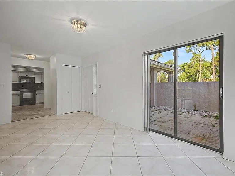908 Augusta Blvd #A-907 — Photo 5