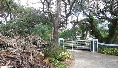 2nd image of 6755 SW 74th St