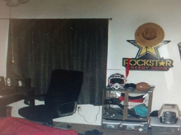 upstairs bedroom 1