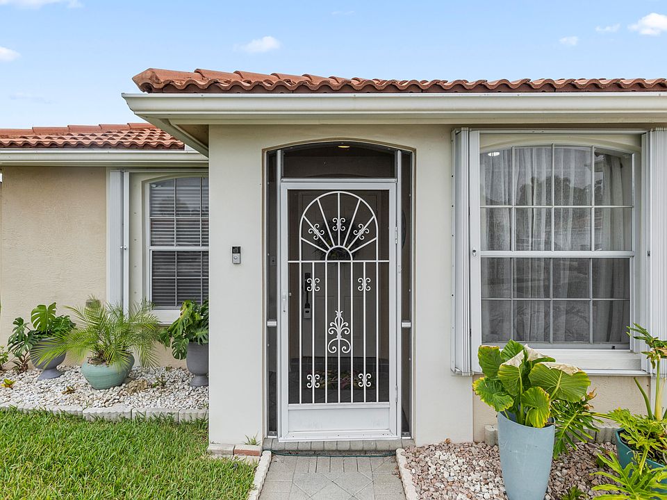 1st image of 11736 Bay Breeze Court