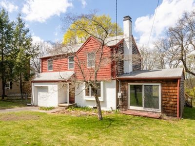 18 University Dr, Natick, MA, 01760