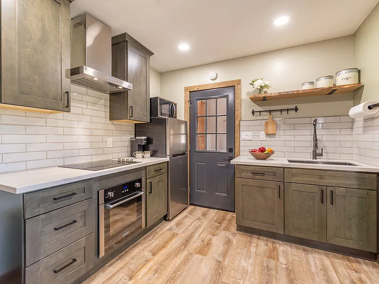 12948 Sierra Dr E — Photo 3
