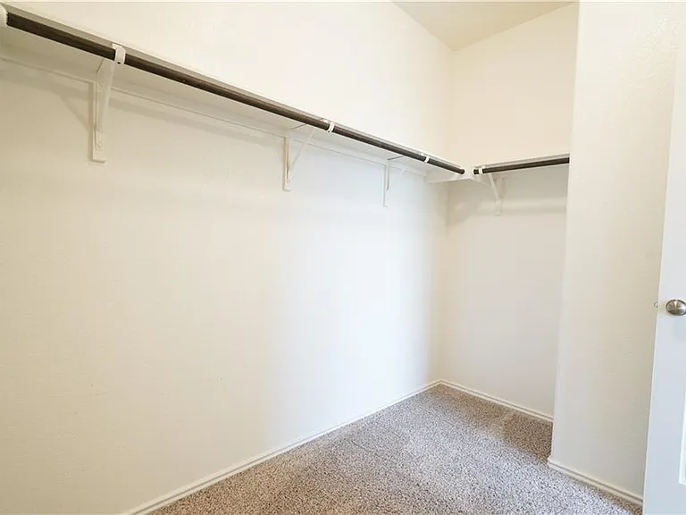 933 Wildrye Ct — Photo 16